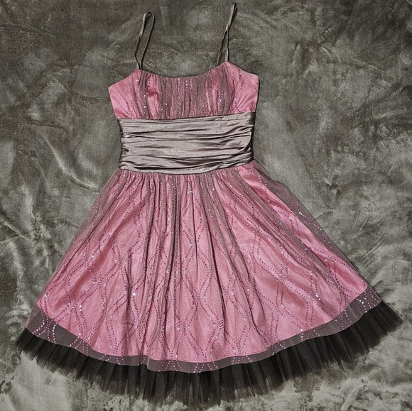 🆑️ MORGAN & CO. Drop Waist Dress Pink & Dark Brown Sequins Crystals Tulle Satin - Picture 8 of 17